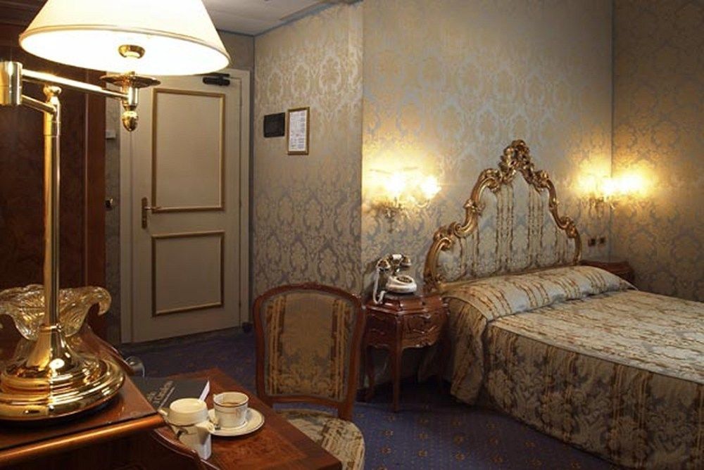 Al Ponte Antico Hotel Venice Phòng bức ảnh