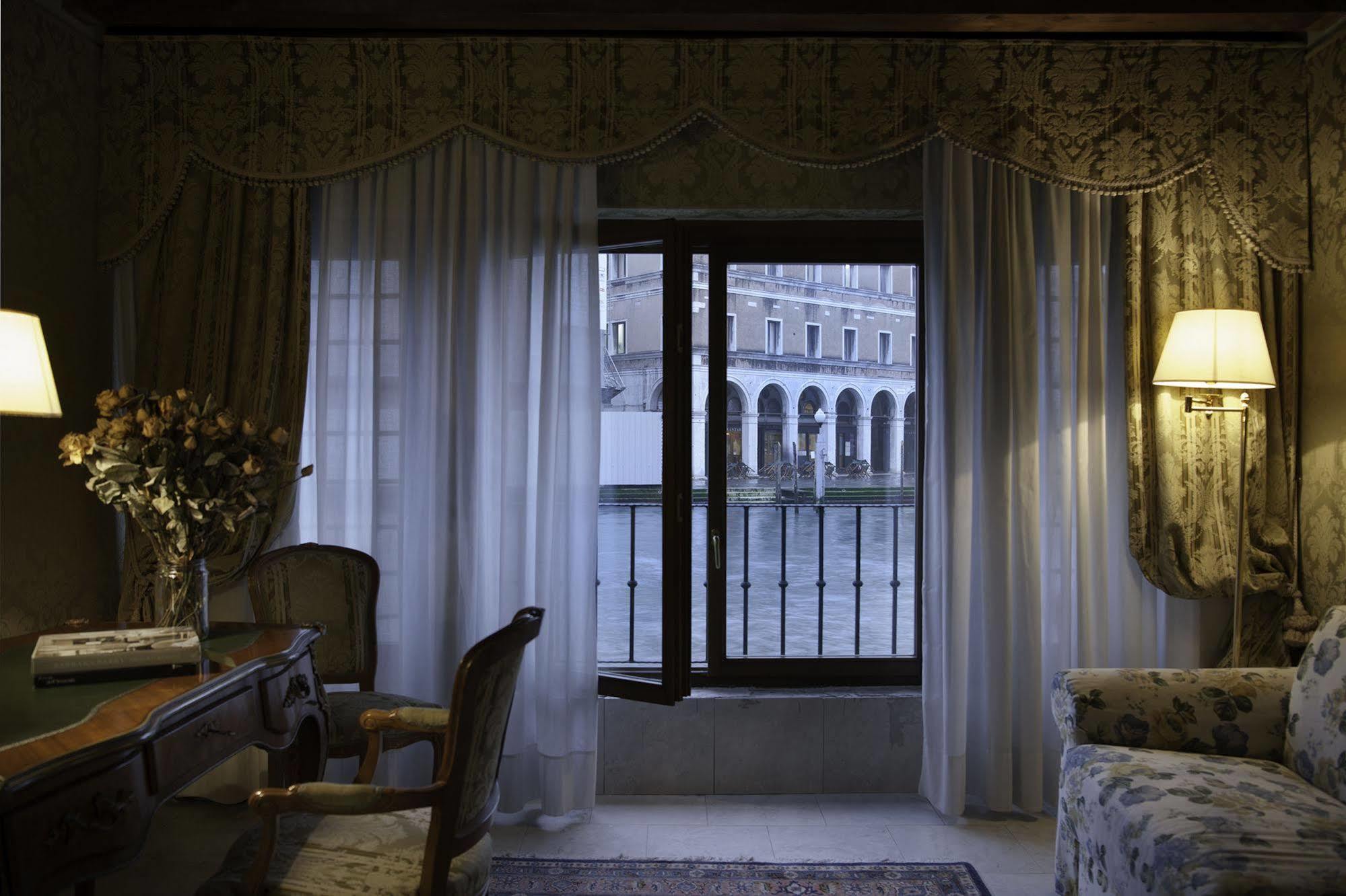 Al Ponte Antico Hotel Venice Ngoại thất bức ảnh