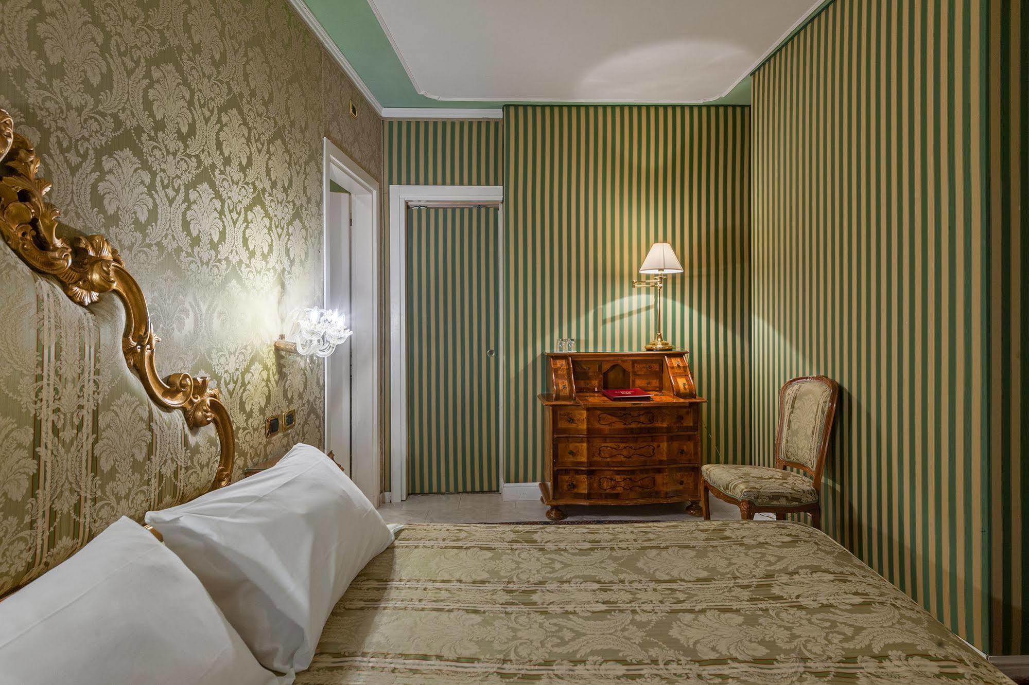 Al Ponte Antico Hotel Venice Ngoại thất bức ảnh